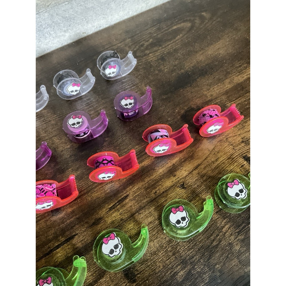 G1 Mixed Lot of Used Monster High Tapeffiti 52 Different Tapes Crafts - Picture 6 of 6